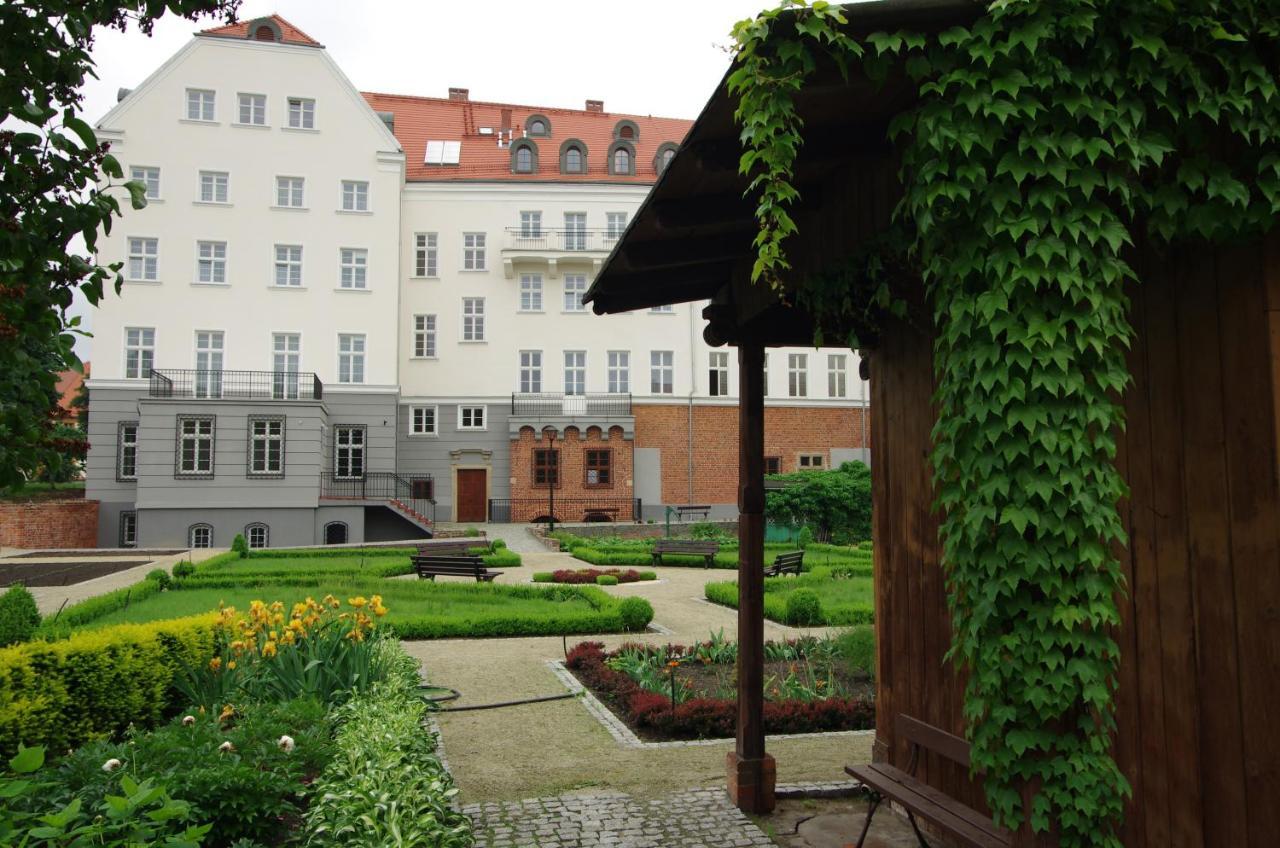 Dom Notre Dame Bed & Breakfast Wroclaw Exterior photo